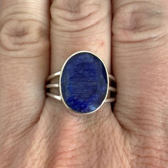 Sterling Silver 925 Bezel Set Oval Faceted Sapphire Triple Shank Ring Sz 8 - Picture 1 of 16